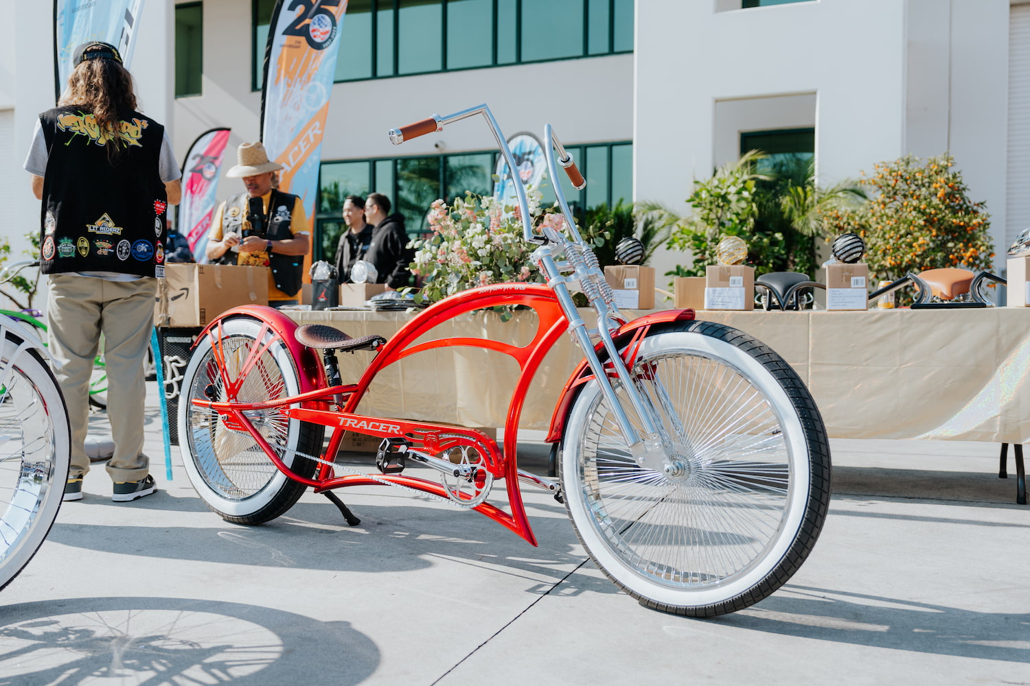 Choosing Your Stretch Cruiser Handlebars: U-Bar vs. V-Bar Guide